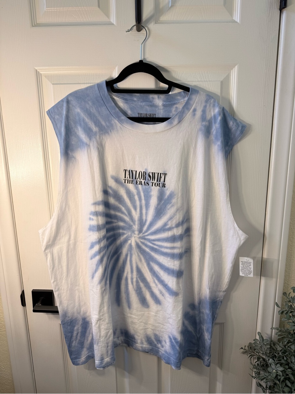 Taylor Swift Blue & White Tie-Dye Muscle Tee